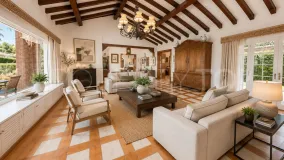 Torrequebrada 8 bedrooms villa for sale