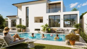 Villa en venta en Torrequebrada con 6 dormitorios