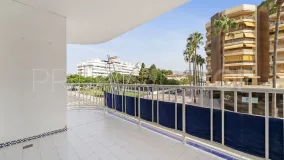 Se vende apartamento de 3 dormitorios en Fuengirola