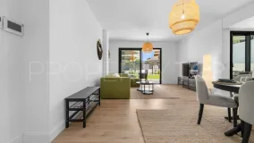 Fuengirola, apartamento planta baja con 3 dormitorios en venta