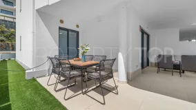 For sale ground floor apartment in Fuengirola with 3 bedrooms