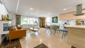 Villa with 4 bedrooms for sale in Selwo