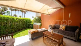 Adosado con 4 dormitorios en venta en New Golden Mile