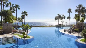 Estepona East 2 bedrooms apartment for sale