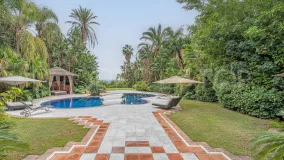 Villa de 4 dormitorios a la venta en Nagüeles