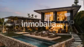 Villa for sale in La Cerquilla with 4 bedrooms