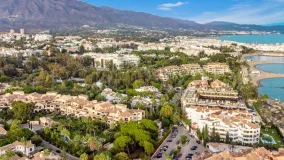Duplex penthouse for sale in Marbella - Puerto Banus