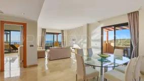 Benahavis, Ático de 2 dormitorios a la venta