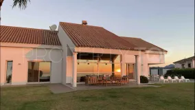 Comprar villa en Manilva