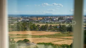 Comprar villa en Nueva Andalucia de 4 dormitorios