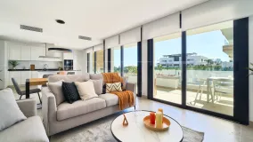 Comprar apartamento en Atalaya Golf de 3 dormitorios