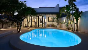 Se vende villa en El Pinillo