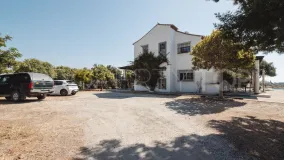 Villa in Estepona for sale