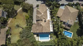 Villa en venta en Los Monteros