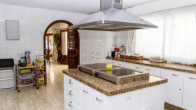 Estepona villa for sale