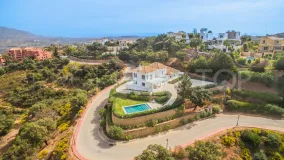 Se vende villa con 4 dormitorios en La Mairena