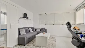 Edificio de 9 dormitorios en venta en Cortijo Blanco