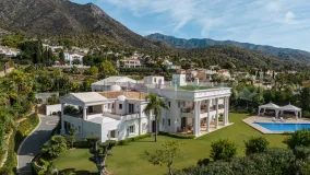For sale Sierra Blanca villa with 10 bedrooms