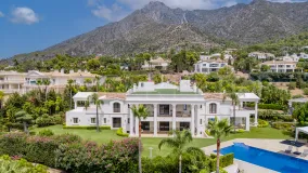 For sale Sierra Blanca villa with 10 bedrooms