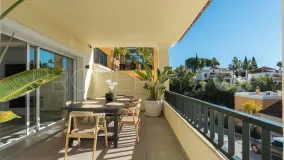 Adosado con 4 dormitorios en venta en Los Naranjos Golf
