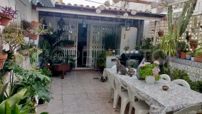 San Pedro de Alcantara, apartamento planta baja en venta con 4 dormitorios