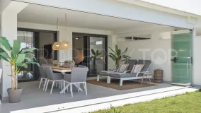 Se vende apartamento planta baja en Estepona Golf