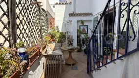 For sale town house with 6 bedrooms in Marbella Centro