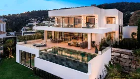 Villa in El Madroñal for sale