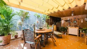Buy town house with 4 bedrooms in San Pedro de Alcantara