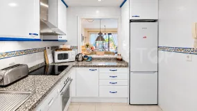 For sale ground floor apartment in Duquesa Suites