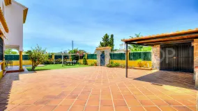 For sale villa in San Pedro de Alcantara with 6 bedrooms