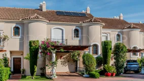 3 bedrooms town house for sale in Estepona