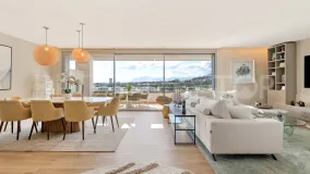 For sale duplex penthouse in Marbella East