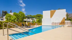 For sale Nueva Andalucia 4 bedrooms town house