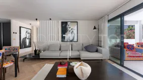 4 bedrooms villa for sale in Calahonda