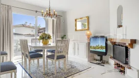 For sale apartment in Elviria with 3 bedrooms