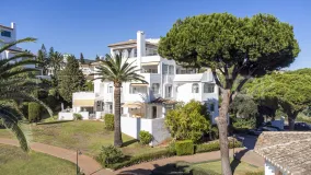 For sale apartment in Elviria with 3 bedrooms