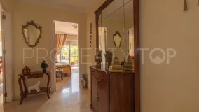 Estepona Ciudad, apartamento con 3 dormitorios a la venta