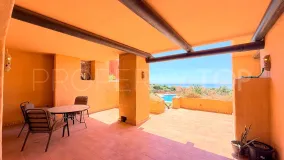 Buy apartment in Coto Real with 2 bedrooms