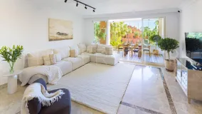 Ground floor apartment in Alminar de Marbella for sale