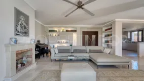 For sale house in Guadalmina Alta with 5 bedrooms