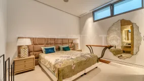 Villa pareada en venta de 4 dormitorios en Nueva Andalucia