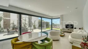 Adosado en venta con 3 dormitorios en Finca Cortesin