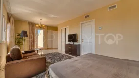 Atico duplex en venta en Elviria con 3 dormitorios