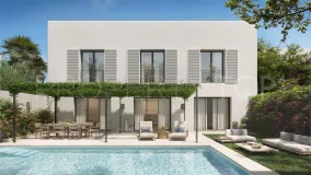 Villa a la venta en Marbella con 4 dormitorios