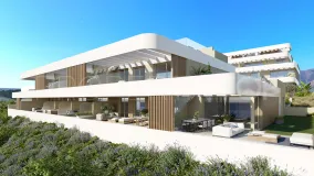 Buy apartment with 3 bedrooms in Estepona