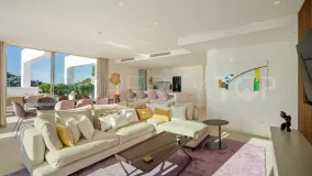 For sale duplex penthouse in Marbella