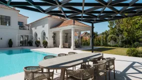 Nueva Andalucia 4 bedrooms villa for sale