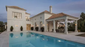 Nueva Andalucia 4 bedrooms villa for sale
