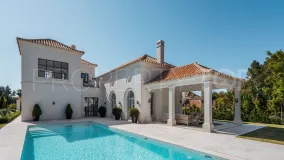 Nueva Andalucia 4 bedrooms villa for sale